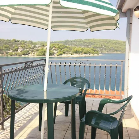 Апартаменты By The Sea Necujam, Solta - 5182 Стоморска